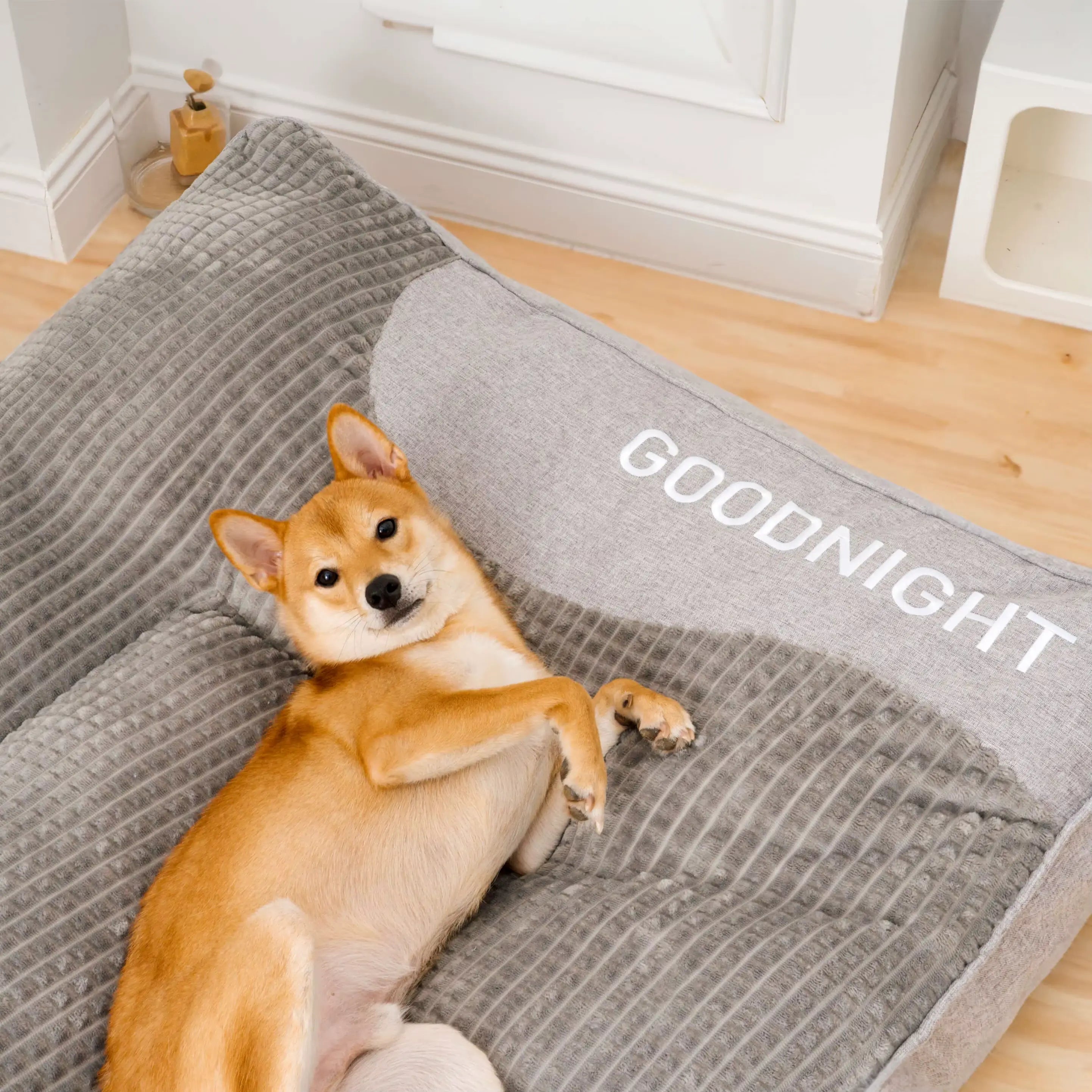 Large Scratch-Resistant Orthopedic Dog Cushion Bed
